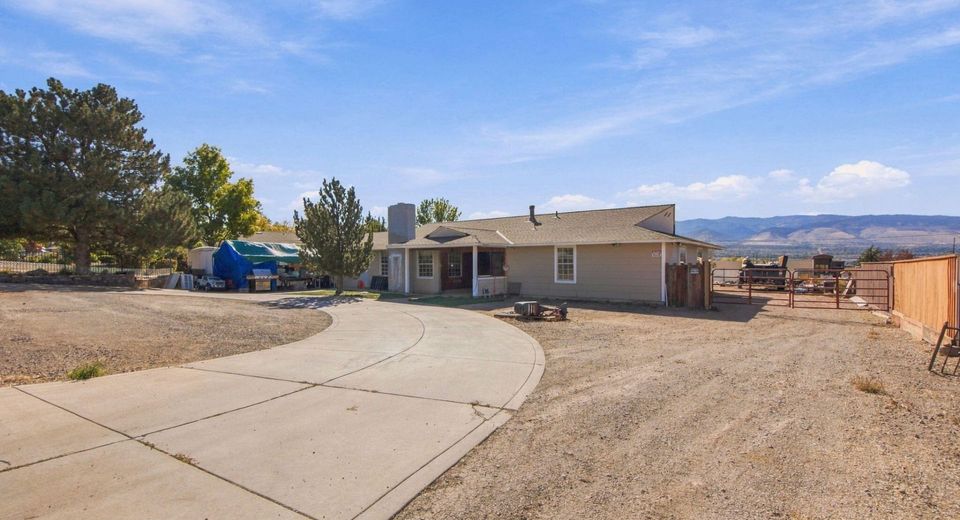 13815 Kewanna Trail, Reno, NV 89521 Photo
