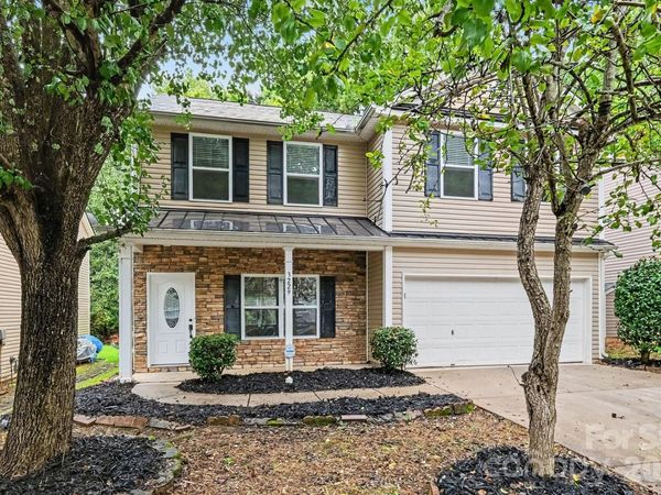 3229 Kayla Lane , Charlotte, NC 28215