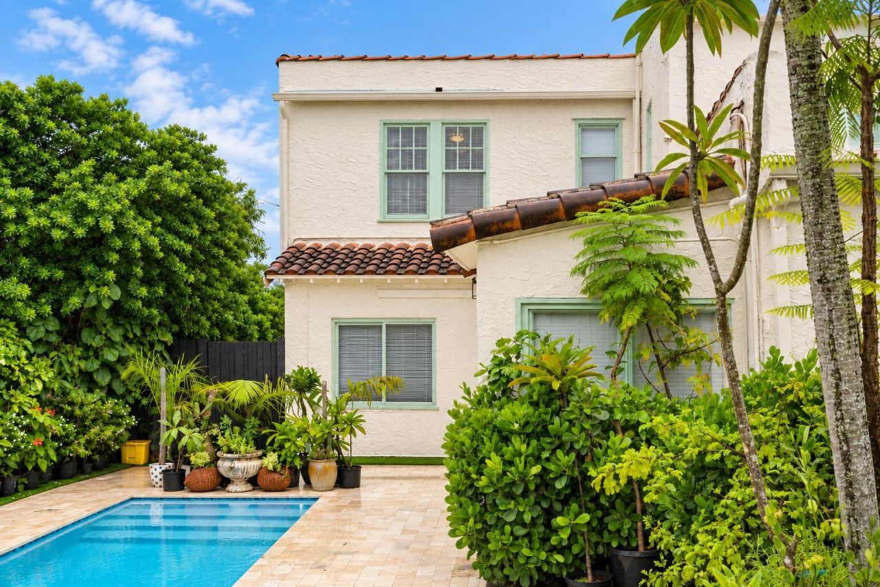 234 E Greenwood Drive, West Palm Beach, FL 33405 Photo