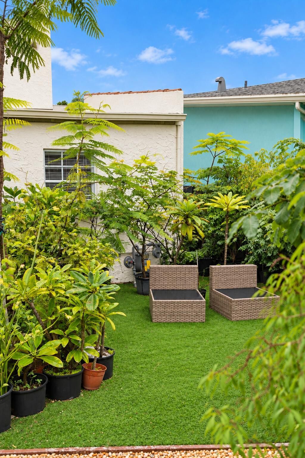 234 E Greenwood Drive, West Palm Beach, FL 33405 Photo