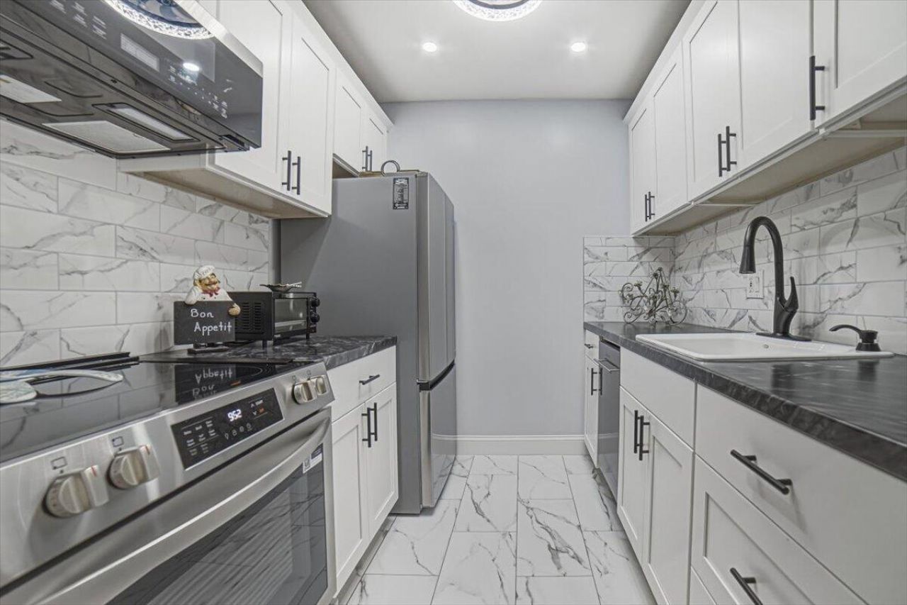 101 Doolen Court, Unit 205, North Palm Beach, FL 33408 Photo