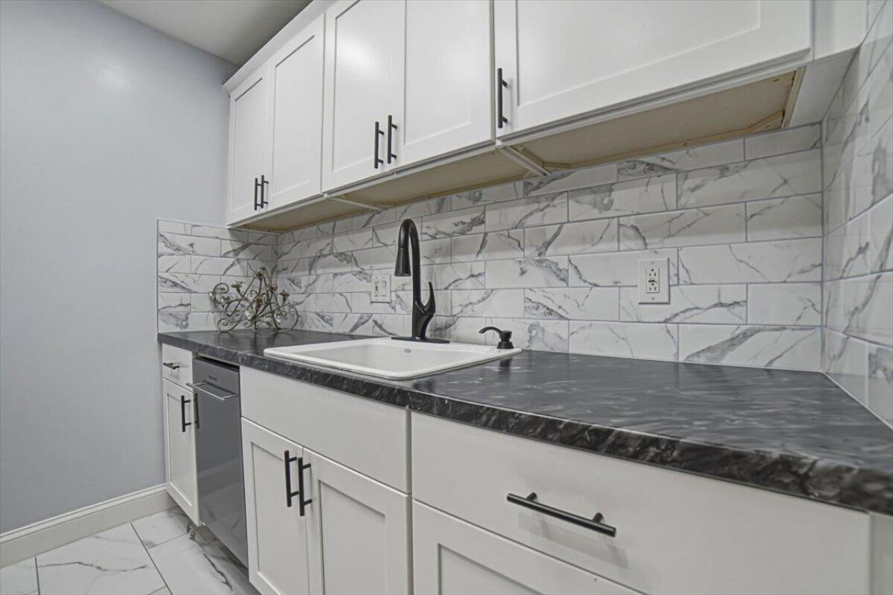 101 Doolen Court, Unit 205, North Palm Beach, FL 33408 Photo