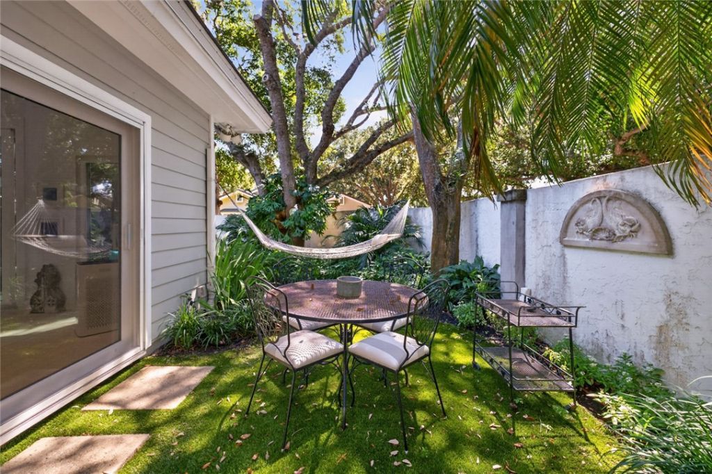 151 Peppertree Drive, Unit 23, Indian River Shores, FL 32963 Photo