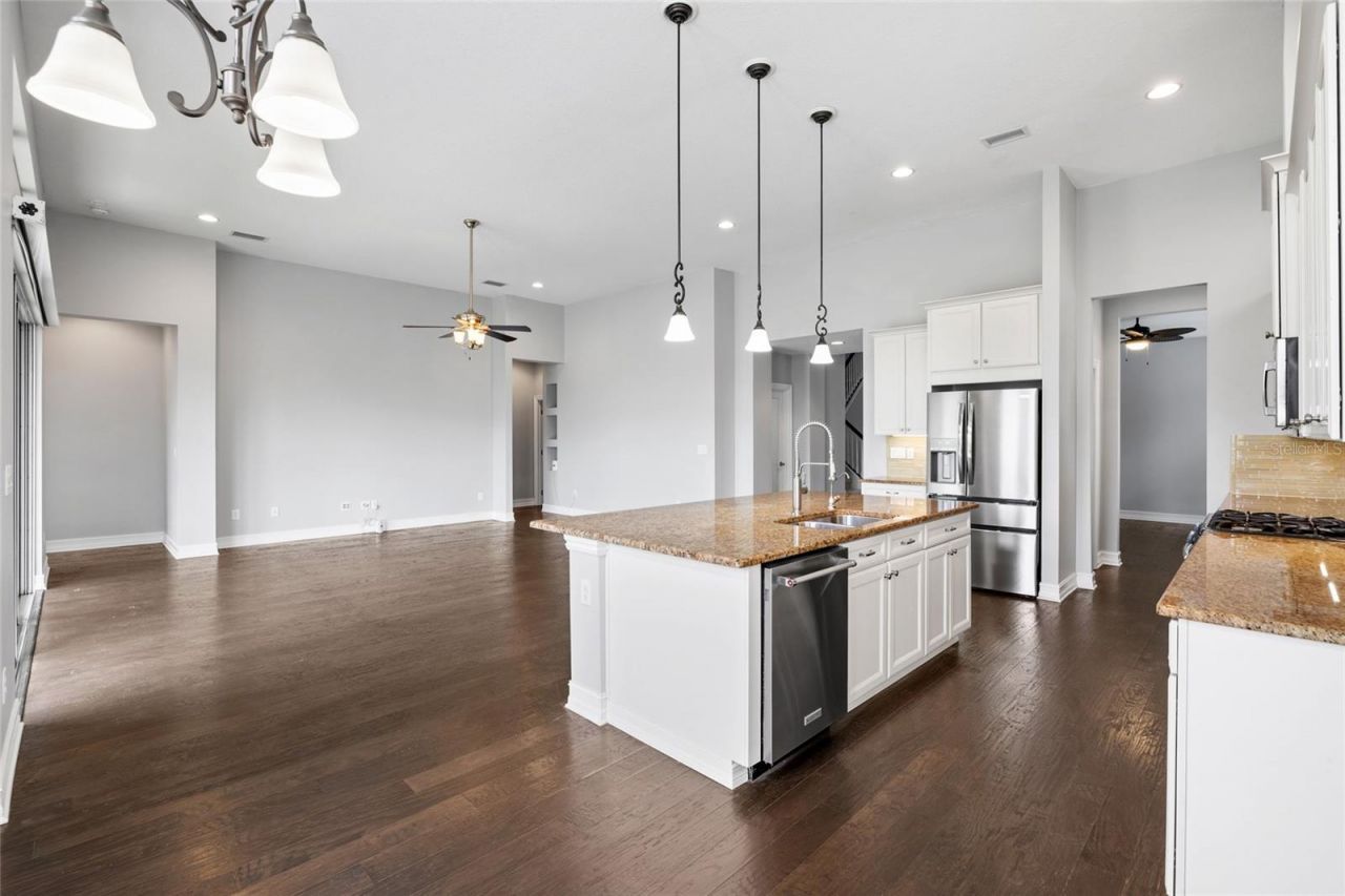 5914 Shell Ridge Drive , Lithia, FL 33547 Photo