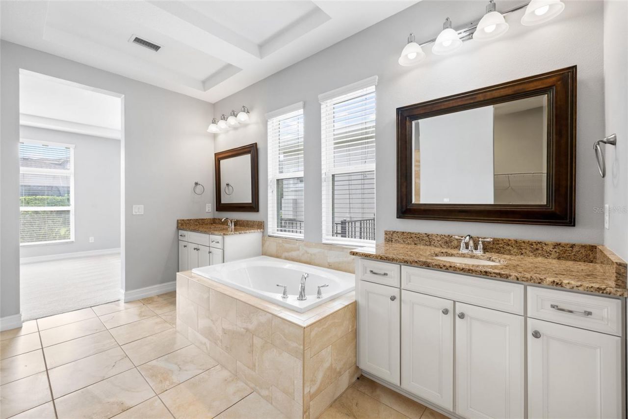 5914 Shell Ridge Drive , Lithia, FL 33547 Photo