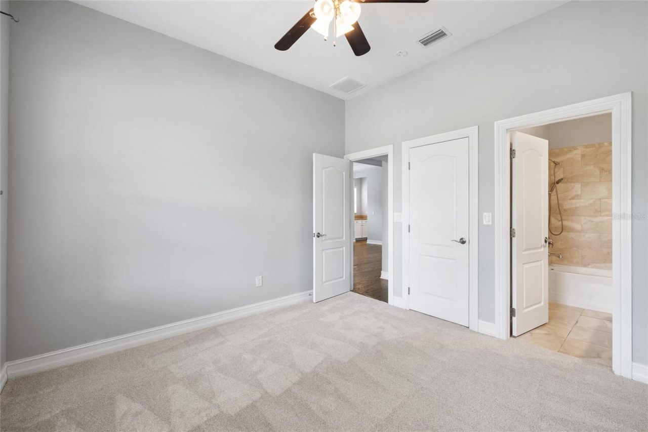 5914 Shell Ridge Drive , Lithia, FL 33547 Photo