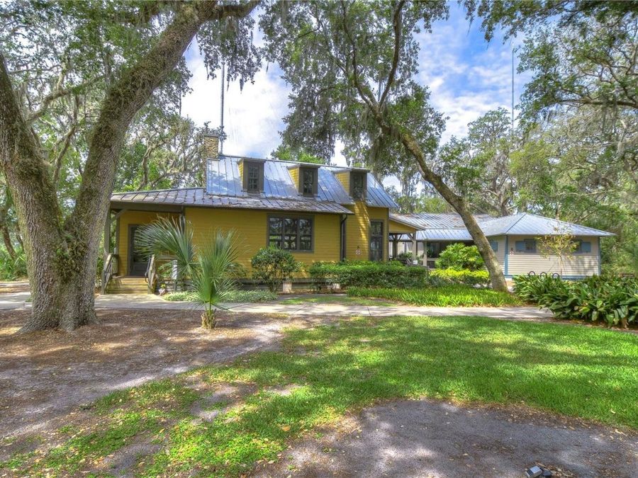 Property Image 100