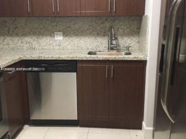 7975 SW 86th St , Unit 207, Miami, FL 33143