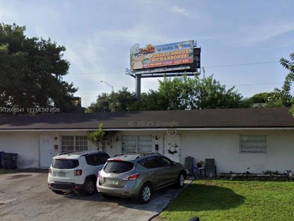 6230 Grant St , Hollywood, FL 33024