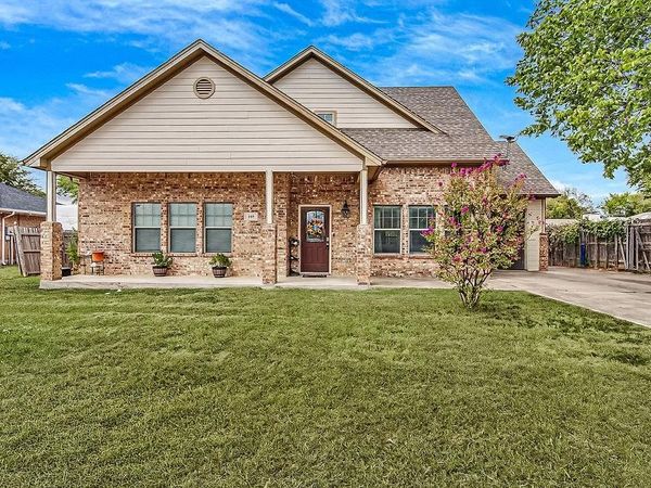 105 Water Lane, Crowley, TX 76036