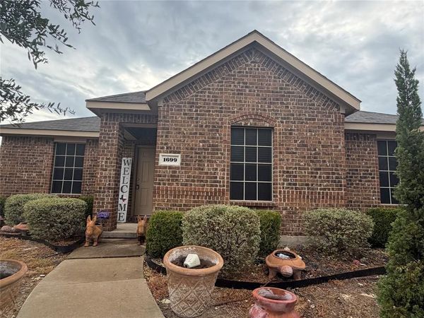 1699 Eagle River Trail, Lancaster, TX 75146