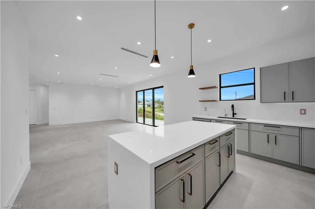 1505 NW 24th Ter, Cape Coral, FL 33993 Photo