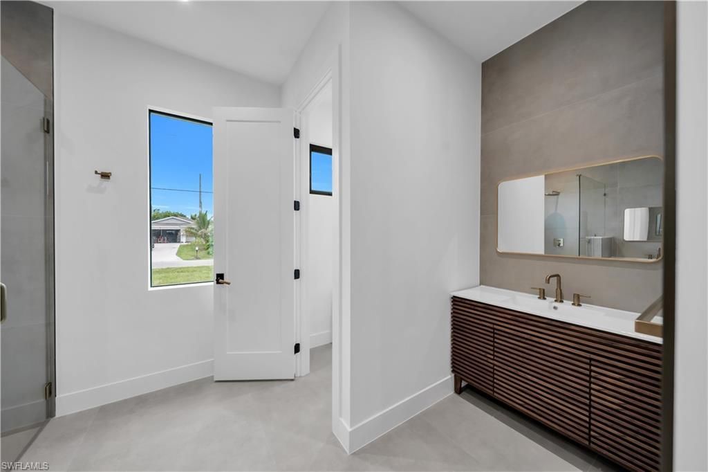 1505 NW 24th Ter, Cape Coral, FL 33993 Photo