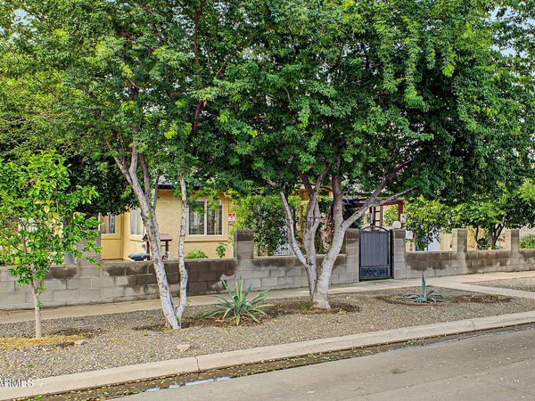 6702 N 60TH Avenue, Glendale, AZ 85301