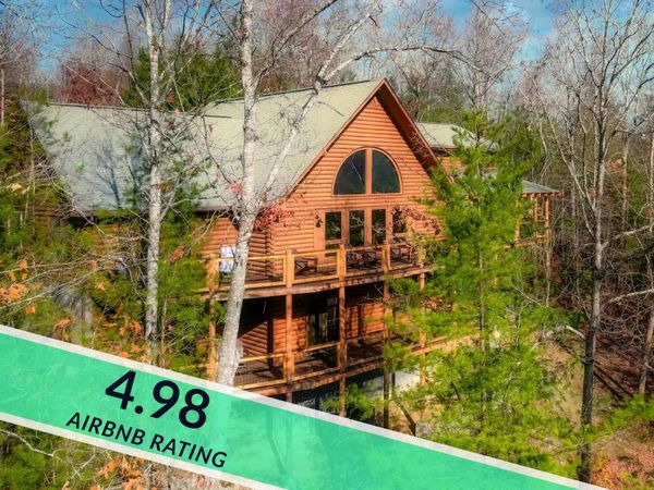 2760 Cedar Falls Way, Sevierville, TN 37862