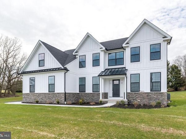 209 OLD STATE RD, ROYERSFORD, PA 19468