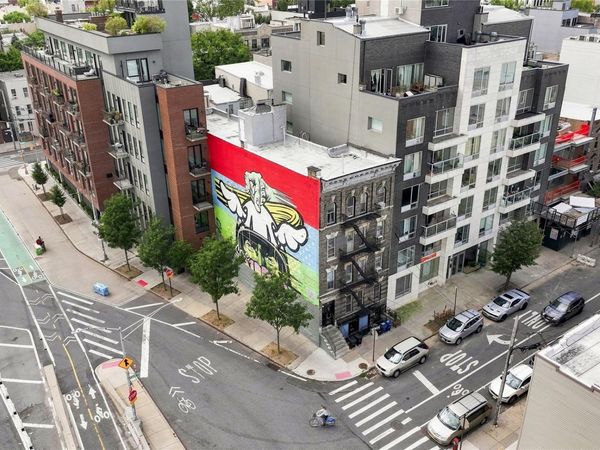 188 Eagle Street , Brooklyn, NY 11222