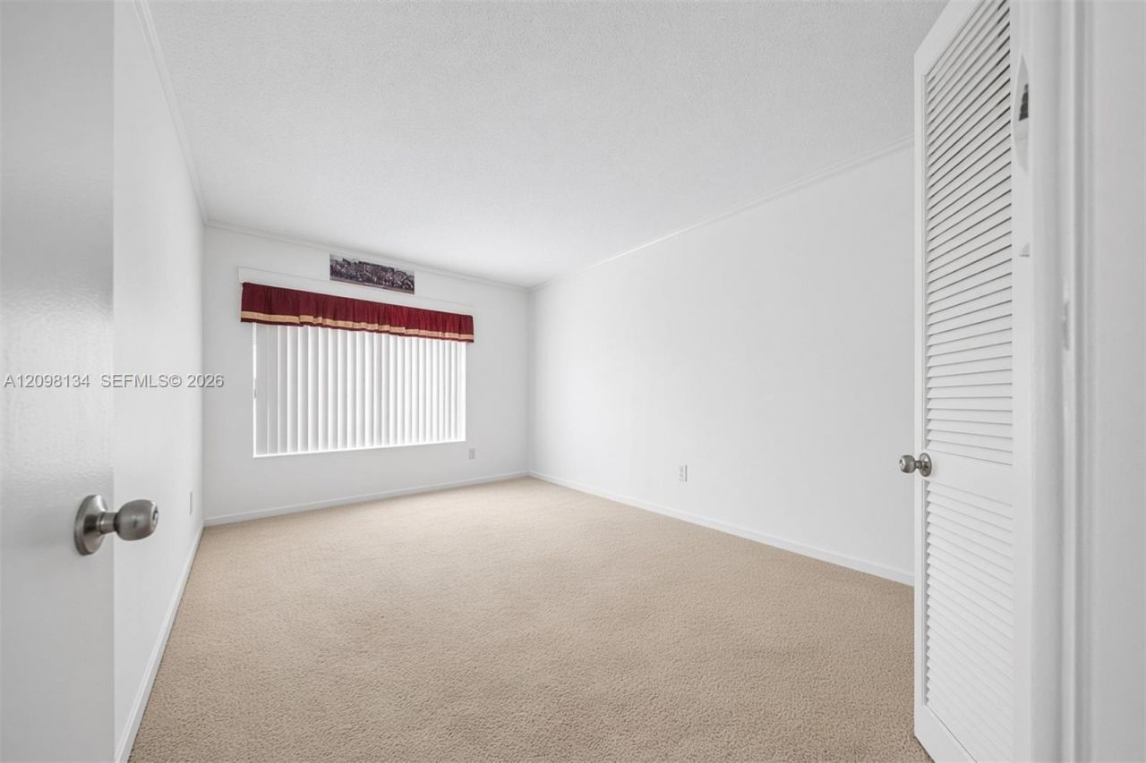 11825 SW 104th Ter , Miami, FL 33186 Photo