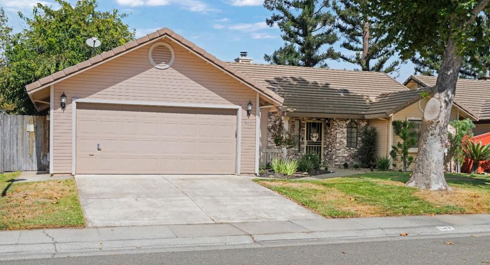 643 Germaine Dr, Galt, CA 95632 Photo