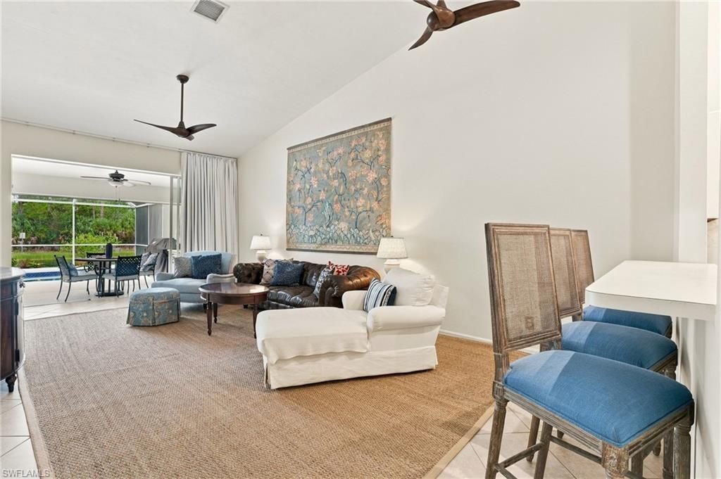 5253 Whitten Dr, Naples, FL 34104 Photo