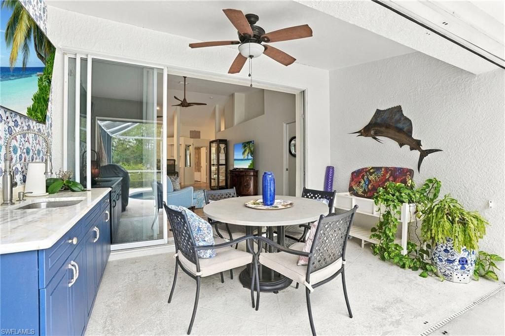 5253 Whitten Dr, Naples, FL 34104 Photo