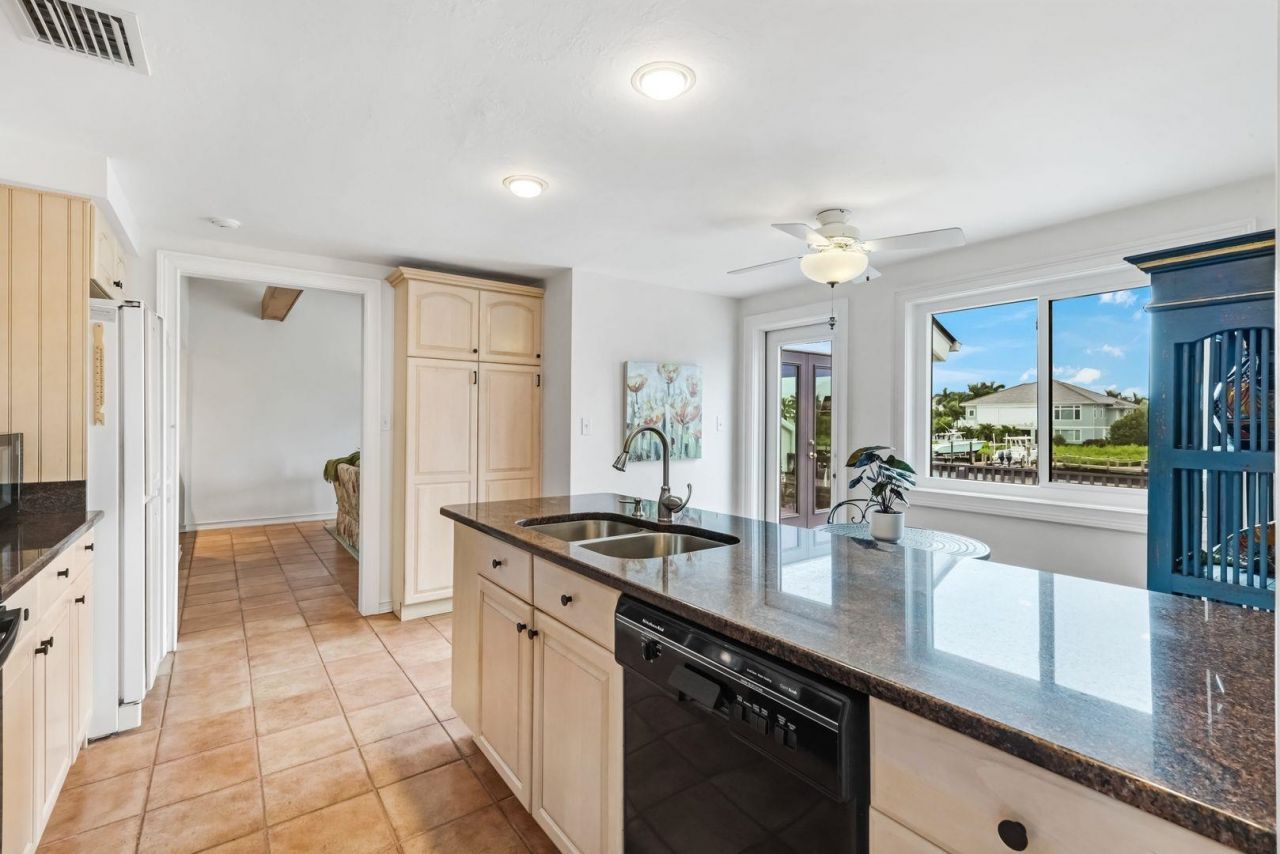 17036 Marina Cove Ln, Fort Myers, FL 33908 Photo