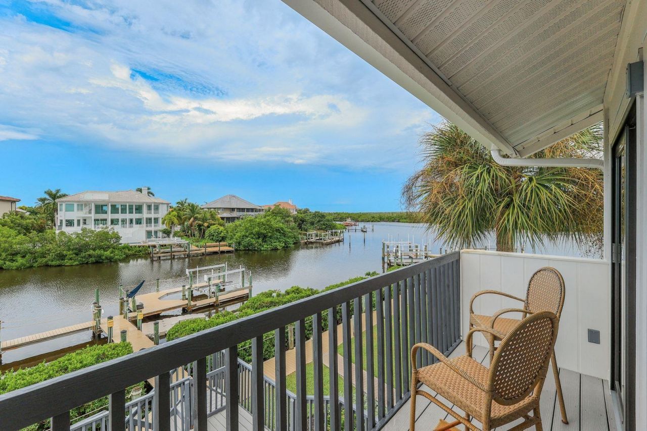 17036 Marina Cove Ln, Fort Myers, FL 33908 Photo
