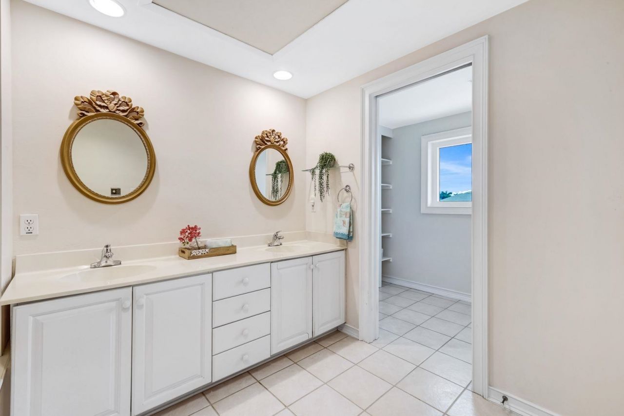17036 Marina Cove Ln, Fort Myers, FL 33908 Photo