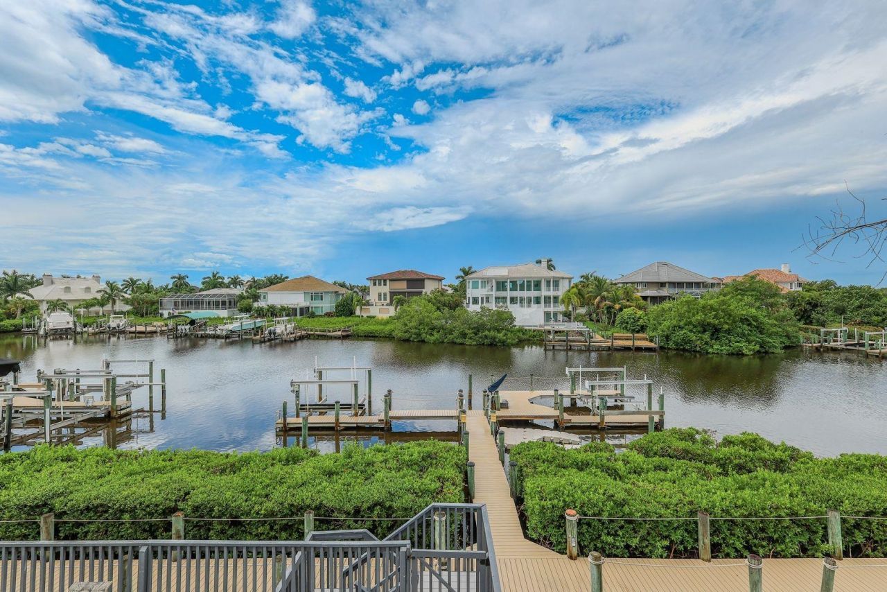 17036 Marina Cove Ln, Fort Myers, FL 33908 Photo