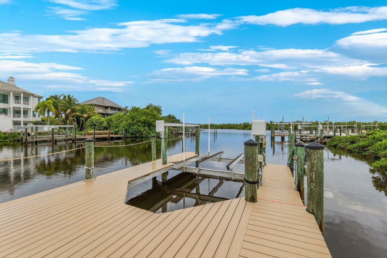17036 Marina Cove Ln, Fort Myers, FL 33908 Photo