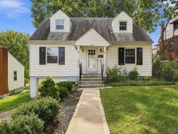 3289 Van Zandt Drive, Green Twp, OH 45211
