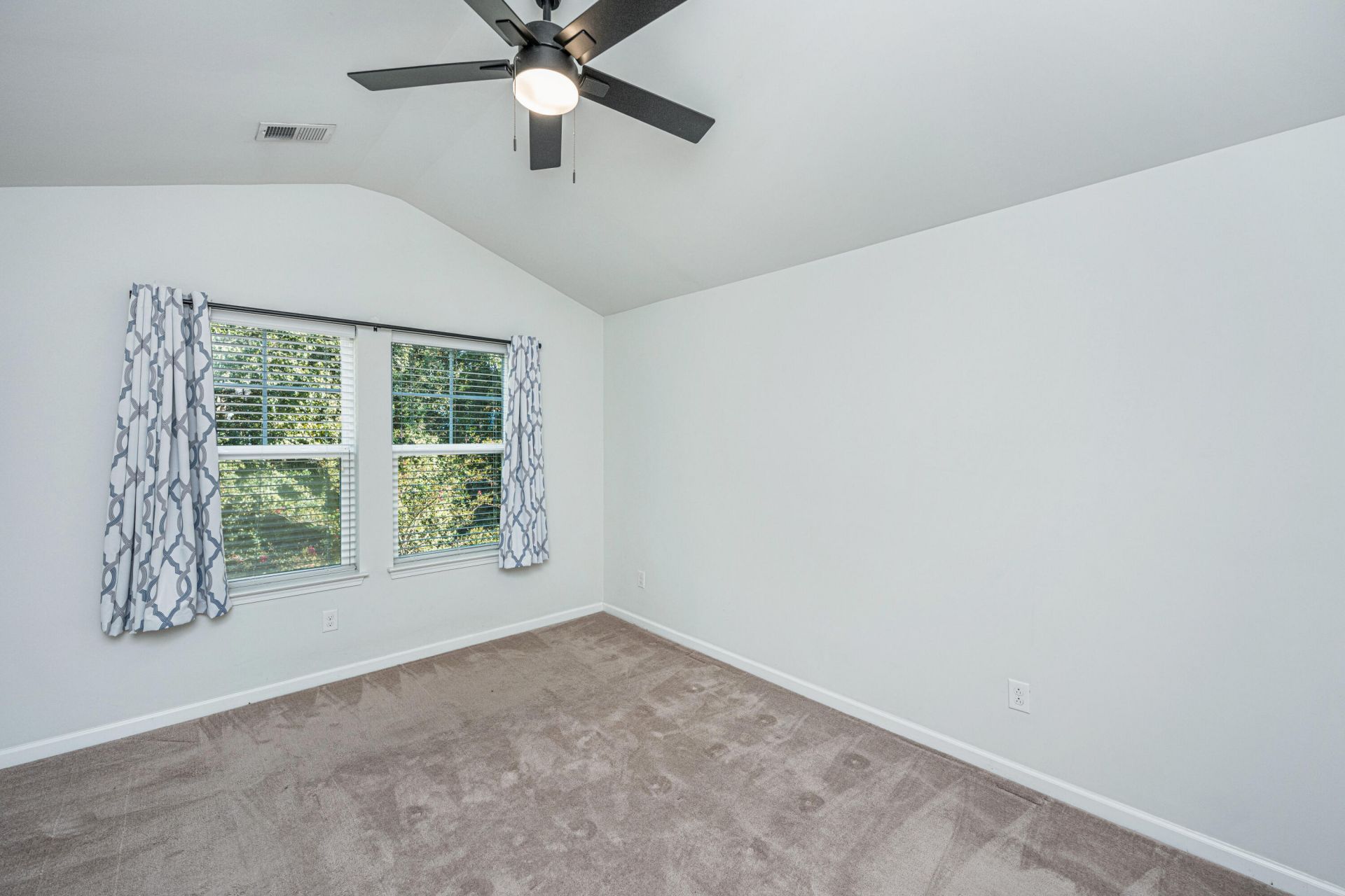 4977 Hay Bale Court Photo 12