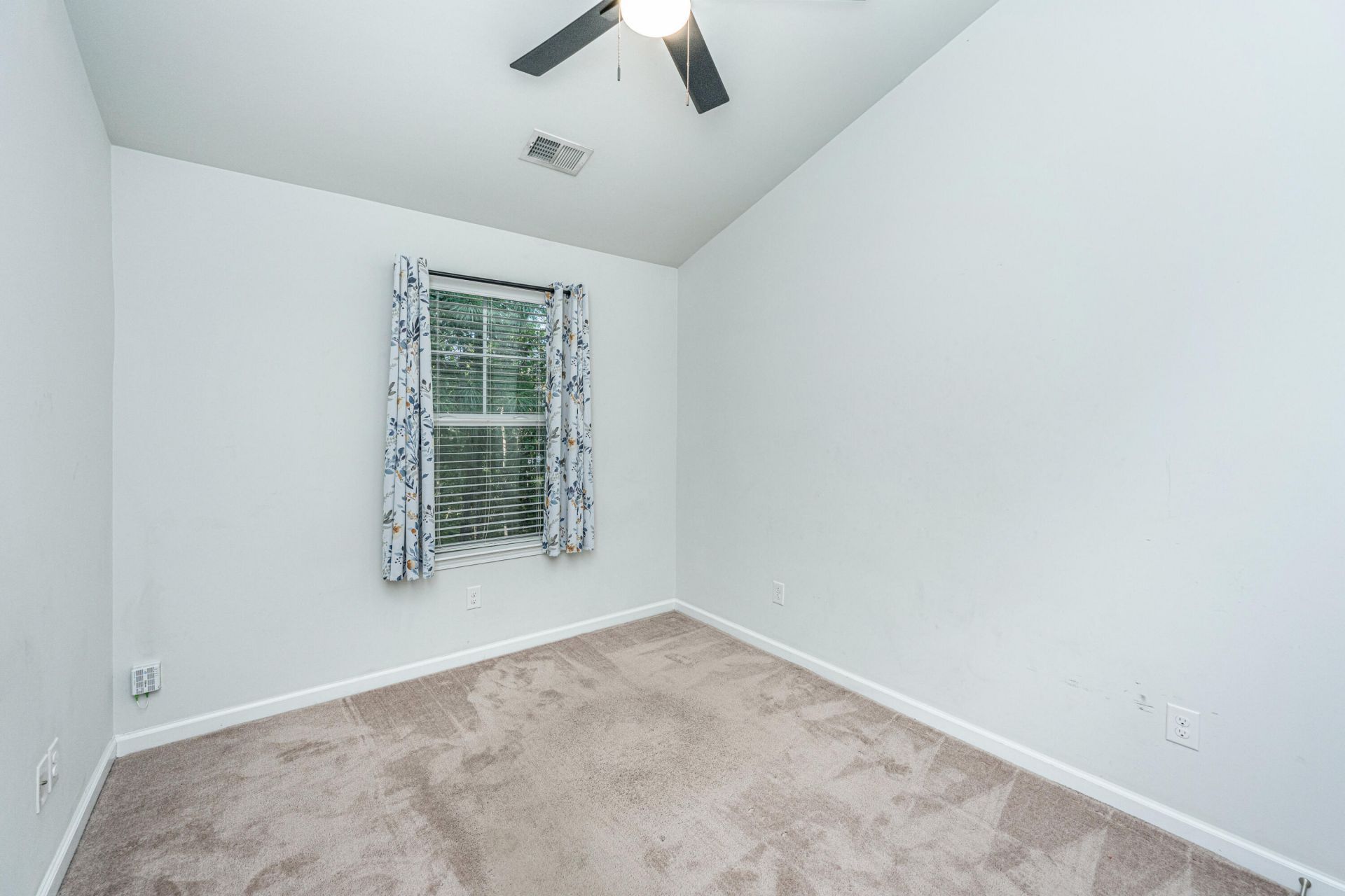 4977 Hay Bale Court Photo 20
