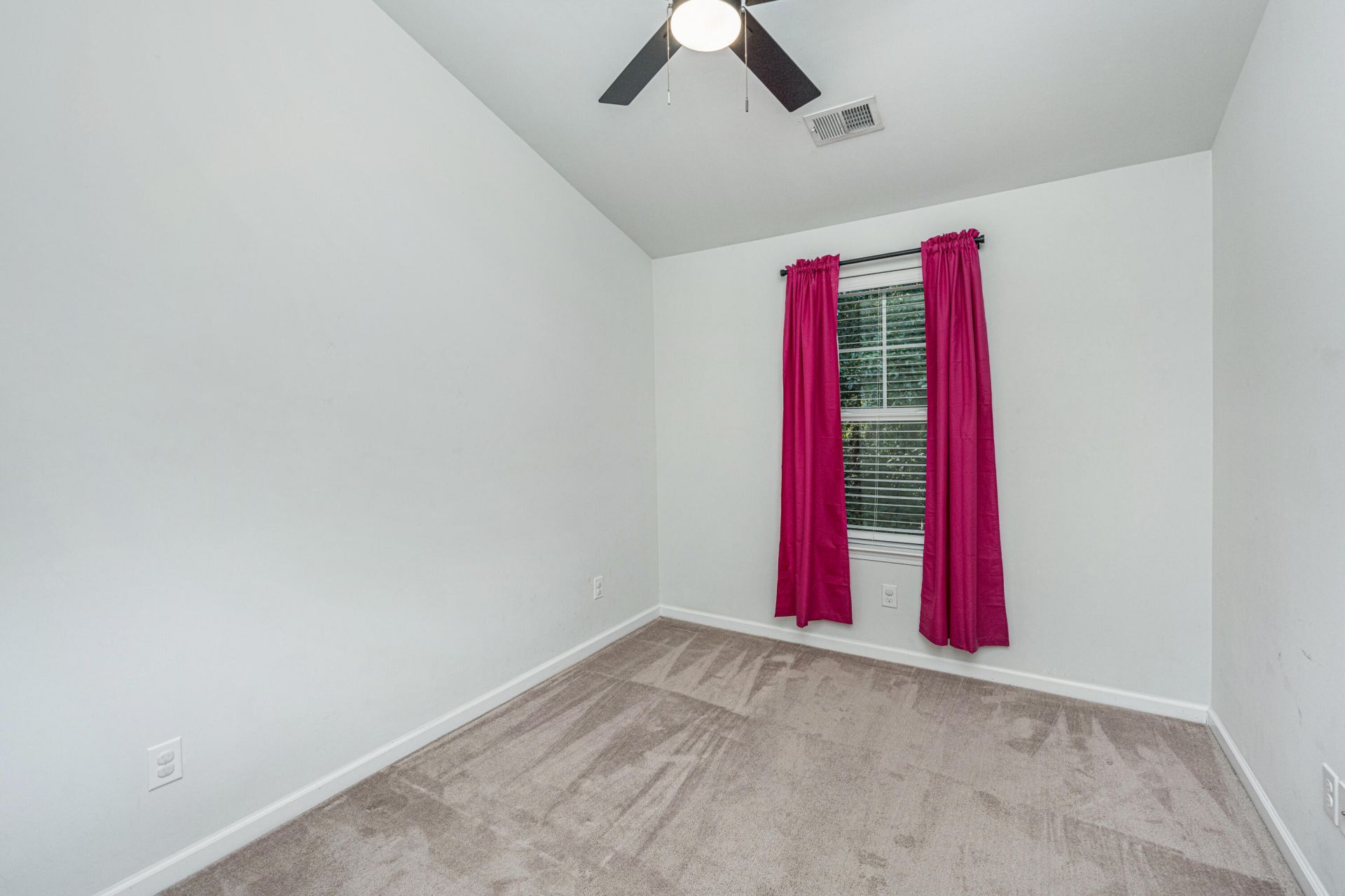 4977 Hay Bale Court Photo 25