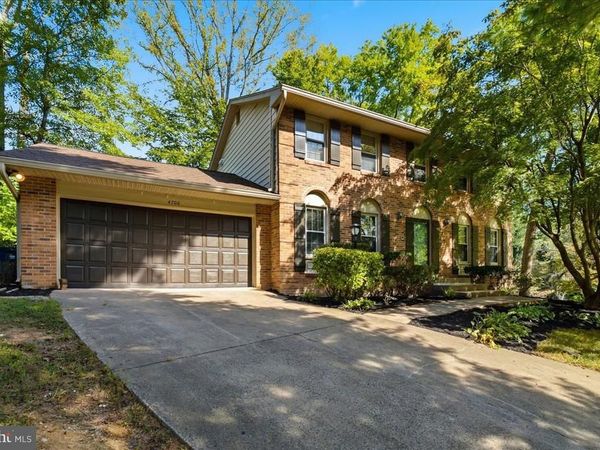 4706 PINECREST COURT, DUMFRIES, VA 22025