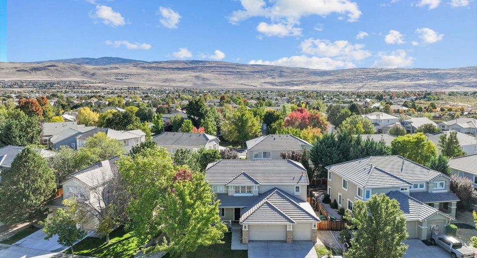 6726 Runnymede Drive, Sparks, NV 89436 Photo