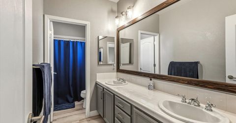 6726 Runnymede Drive, Sparks, NV 89436 Photo