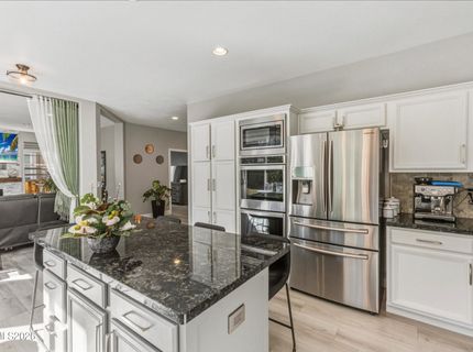 6726 Runnymede Drive, Sparks, NV 89436 Photo
