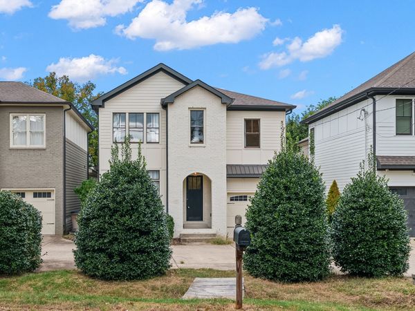 2803A White Oak Dr, Nashville, TN 37215