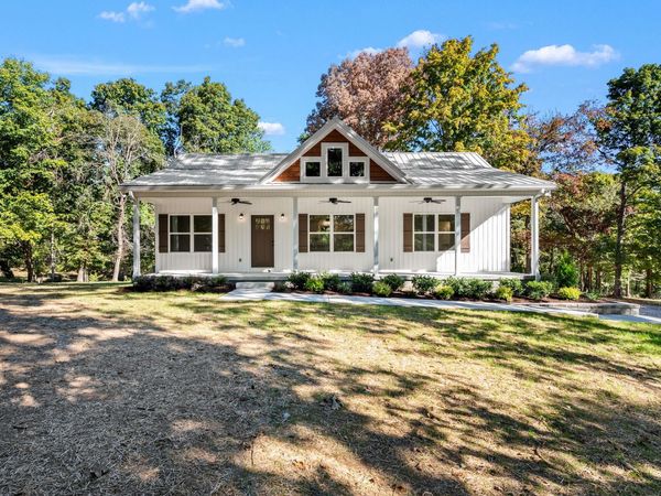 147 Bosham Rd , Westmoreland, TN 37186