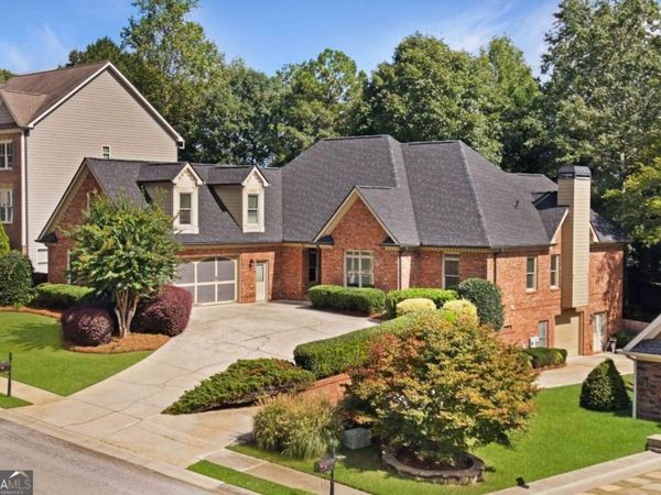 2065 Democracy Drive, Buford, GA 30519