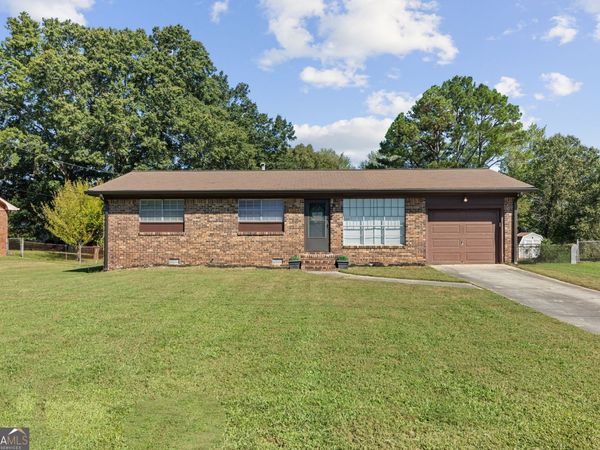 1064 Meadowbrook Lane NW, Conyers, GA 30012