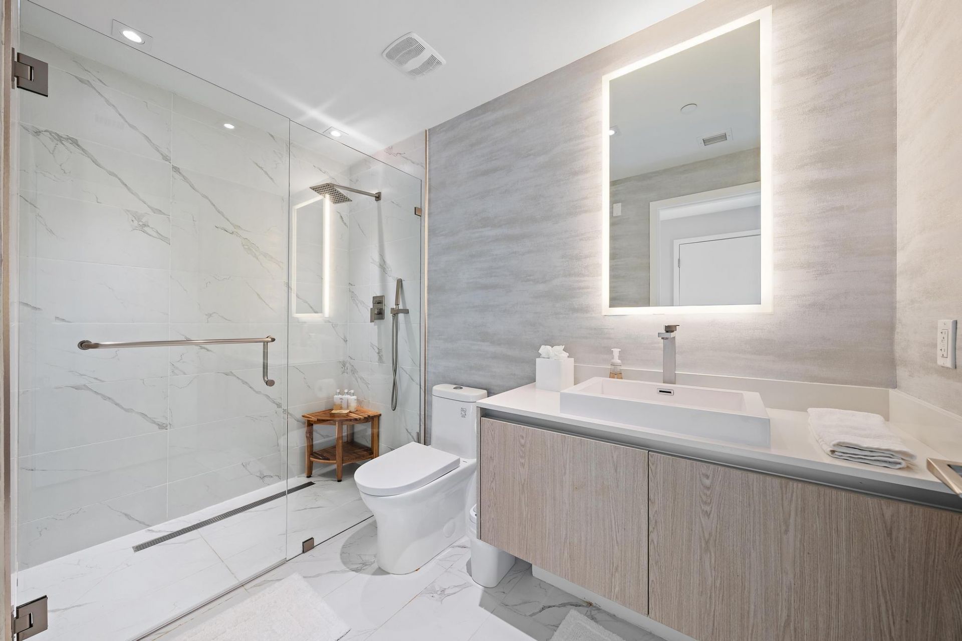 3100 N Ocean Drive N, Unit P1602, Riviera Beach, FL 33404 Photo