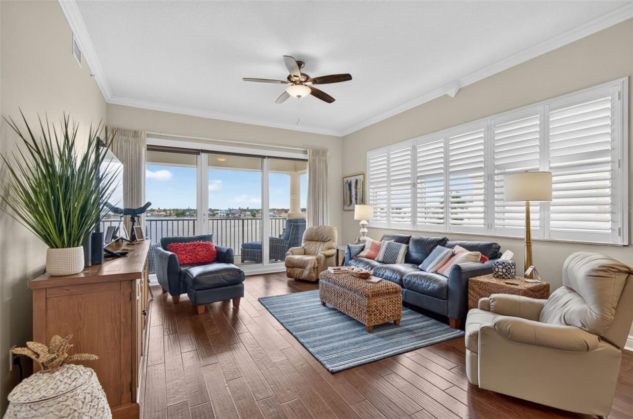 17735 Gulf Boulevard, Unit 306, Redington Shores, FL 33708 Photo