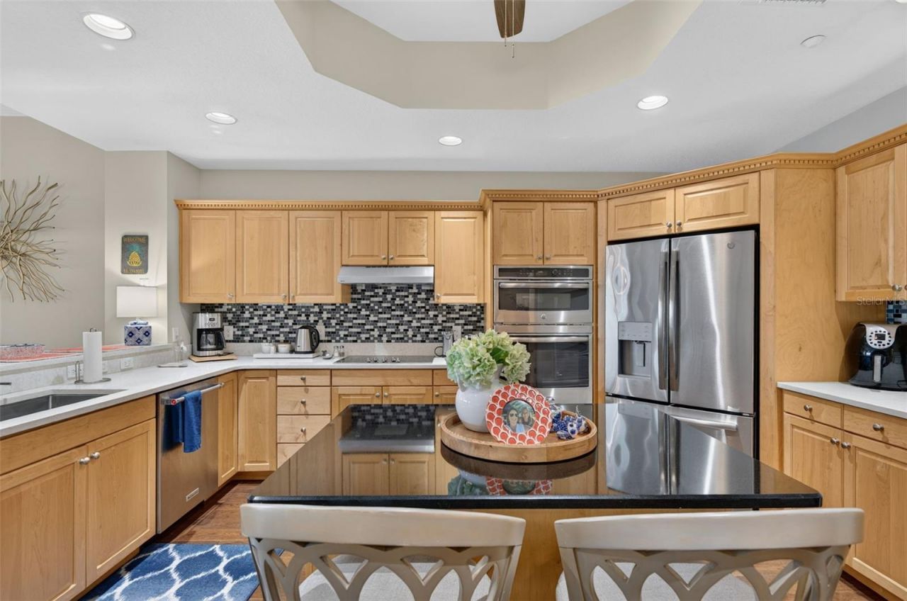 17735 Gulf Boulevard, Unit 306, Redington Shores, FL 33708 Photo
