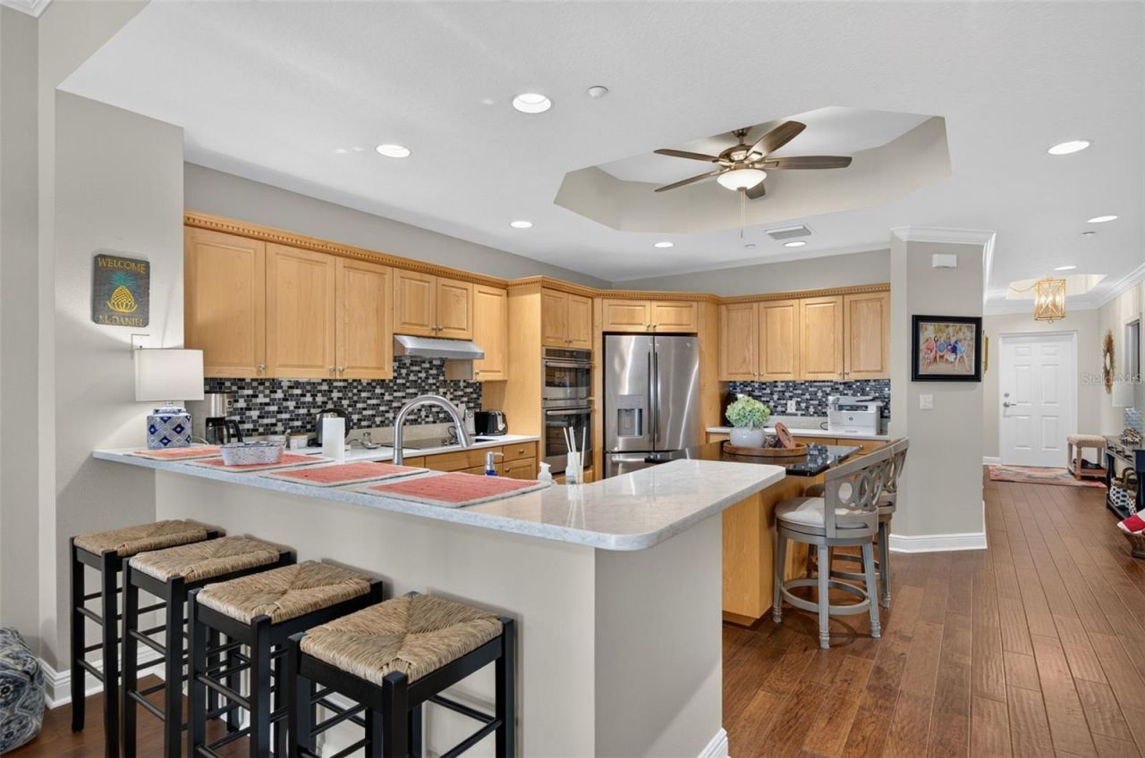 17735 Gulf Boulevard, Unit 306, Redington Shores, FL 33708 Photo