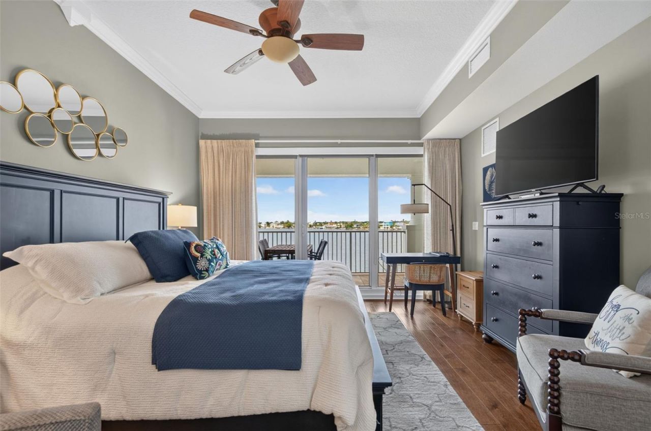 17735 Gulf Boulevard, Unit 306, Redington Shores, FL 33708 Photo