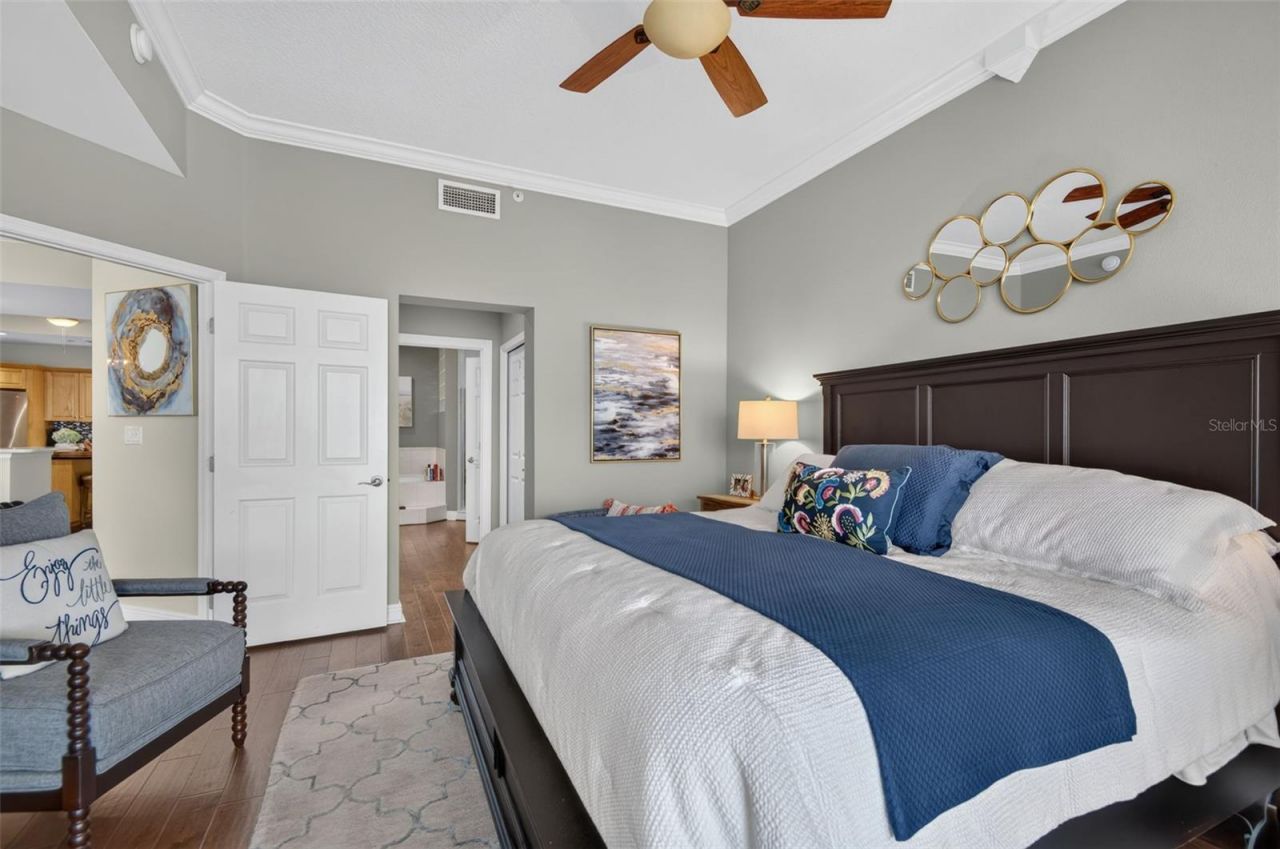 17735 Gulf Boulevard, Unit 306, Redington Shores, FL 33708 Photo