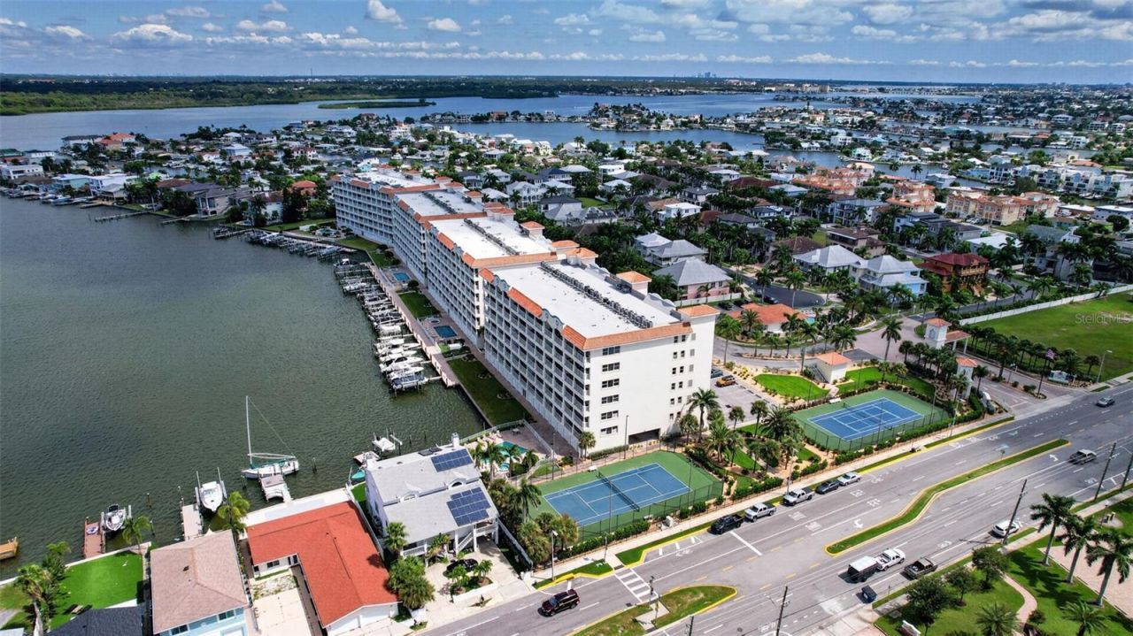 17735 Gulf Boulevard, Unit 306, Redington Shores, FL 33708 Photo
