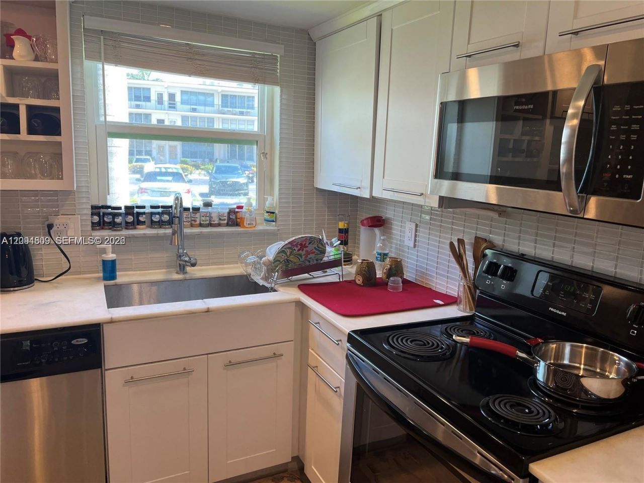 3181 S Ocean Dr, Unit 108, Hallandale Beach, FL 33009 Photo